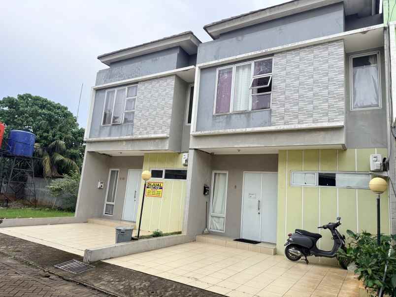dijual rumah magnolia town house tangerang banten
