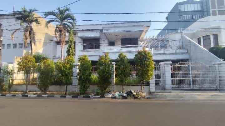 dijual rumah manyar kertoarjo