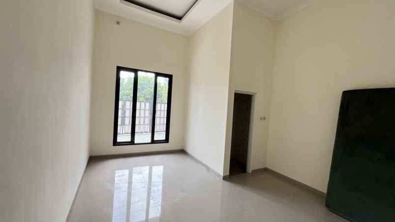dijual rumah medokan ayu tambak