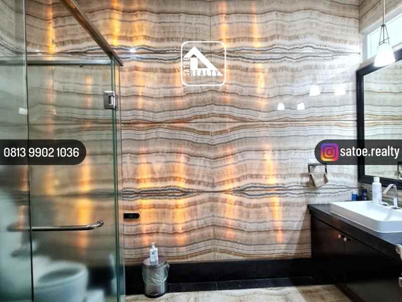 dijual rumah mega kuningan setiabudi