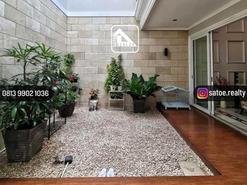 dijual rumah mega kuningan setiabudi