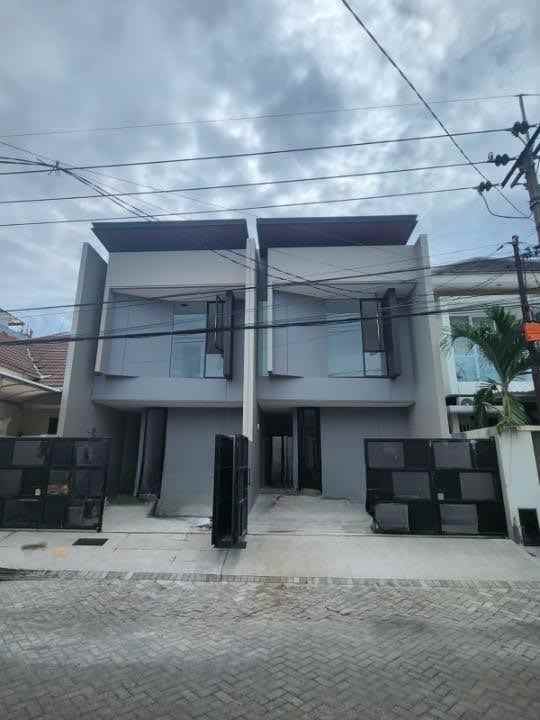 dijual rumah mulyosari