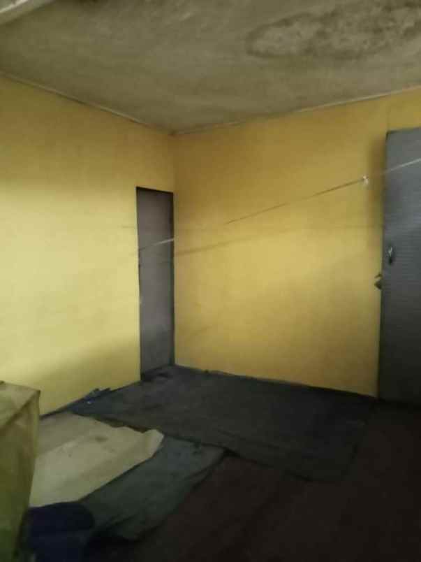 dijual rumah nyengseret