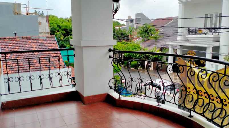 dijual rumah pancoran