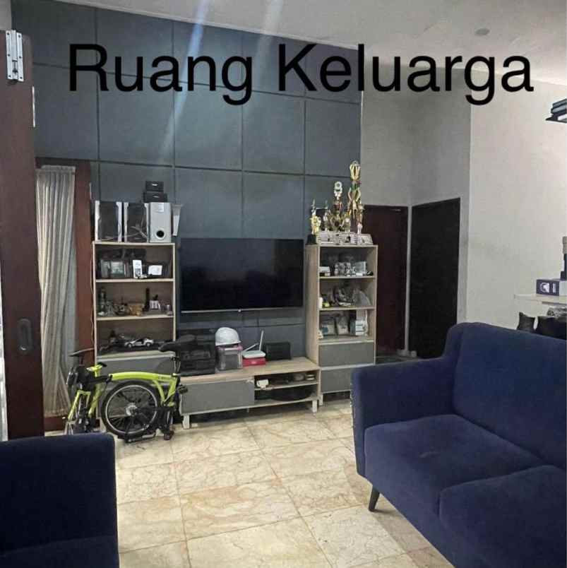 dijual rumah pangkalan jati