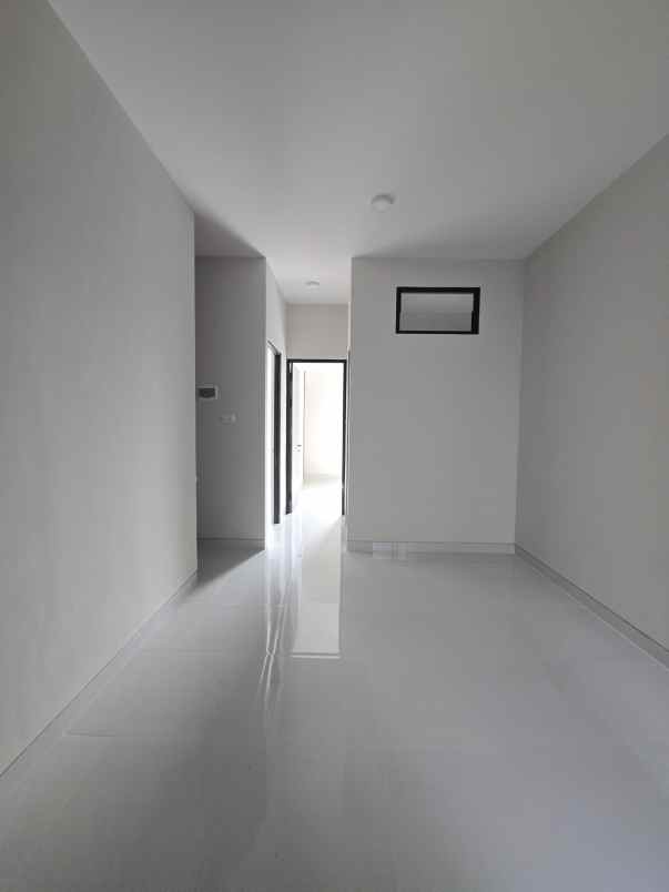 dijual rumah panjang jiwo