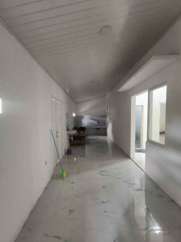 dijual rumah pasir gunung selatan
