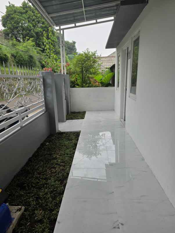 dijual rumah pasir gunung selatan