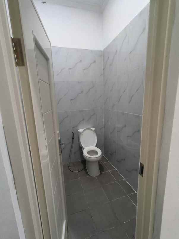 dijual rumah pasir gunung selatan