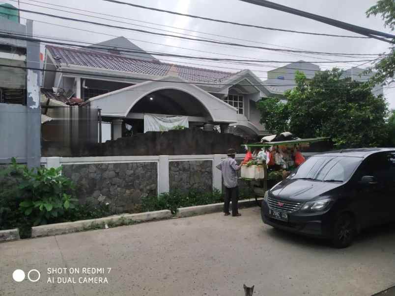 dijual rumah pegangsaan dua