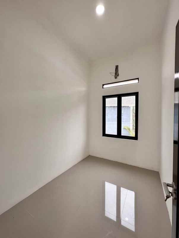 dijual rumah pekayon