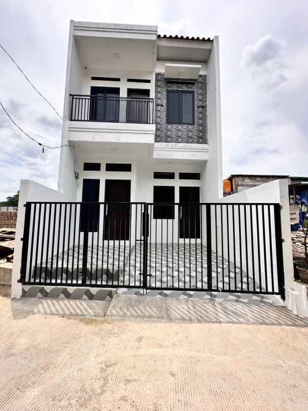 dijual rumah pekayon
