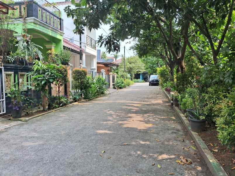 dijual rumah perum bukit cengkeh ii