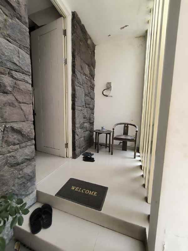 dijual rumah perum natura residence