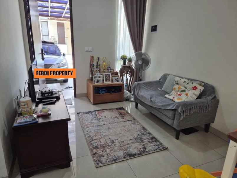 dijual rumah perumahan bukit golf cibubur
