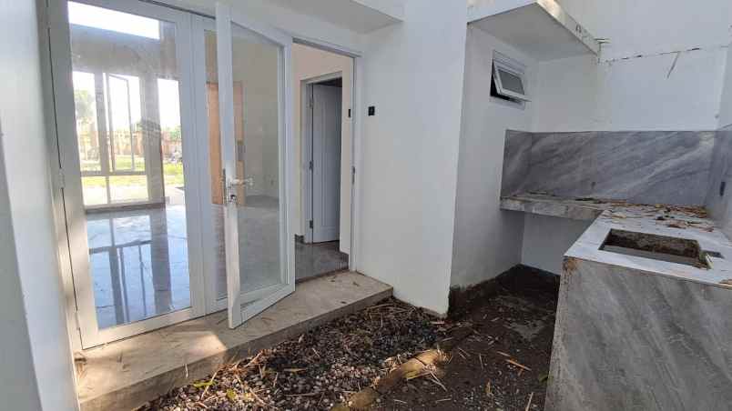 dijual rumah perumahan mulia residence