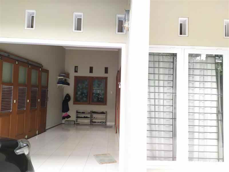 dijual rumah pinang ranti jakarta timur