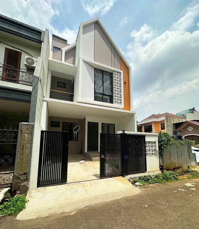 dijual rumah pondok bambu