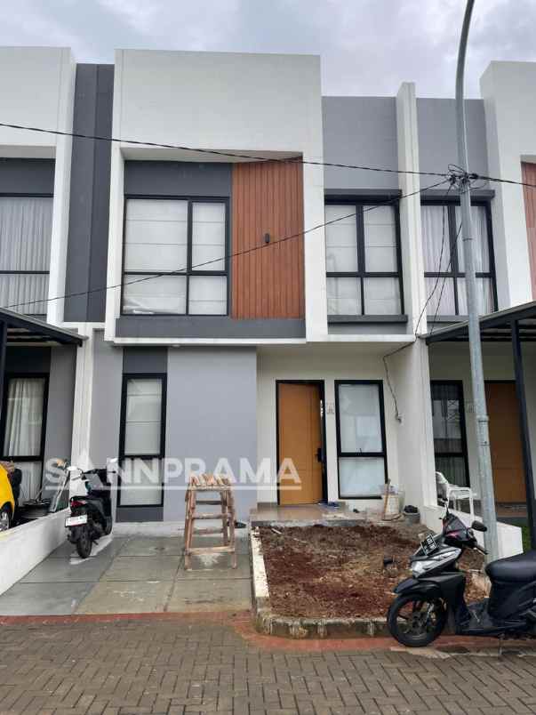 dijual rumah pondok cabe udik