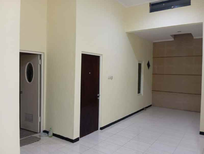 dijual rumah pondok candra