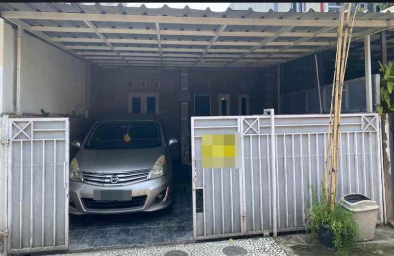 dijual rumah pondok kacang barat