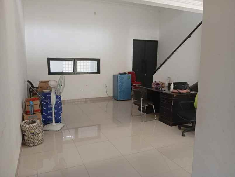 dijual rumah pondok kelapa