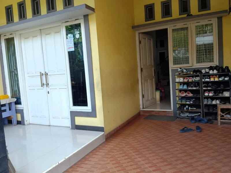 dijual rumah pondok kelapa