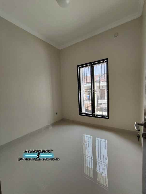 dijual rumah pondok kelapa jakarta timur