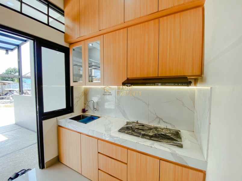 dijual rumah purwomartani kalasan