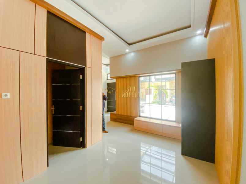 dijual rumah purwomartani kalasan