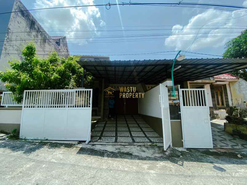 dijual rumah purwomartani kalasan