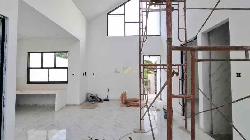 dijual rumah purwomartani kalasan