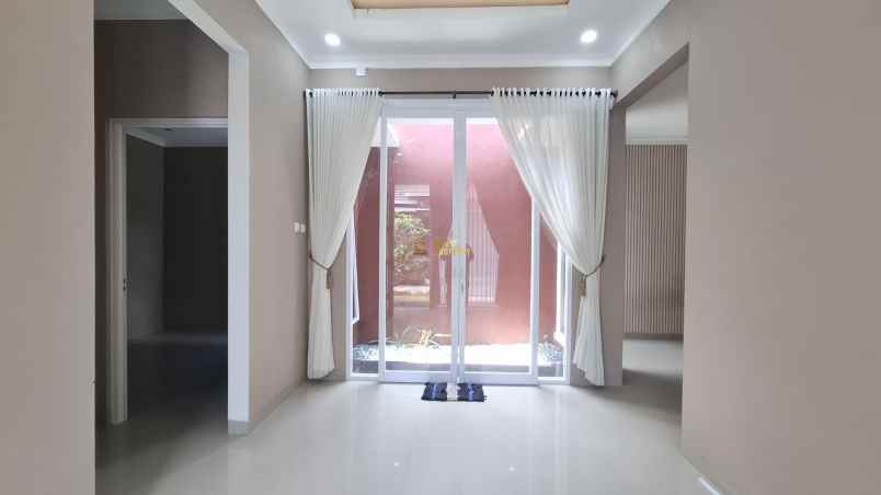 dijual rumah purwomartani kalasan