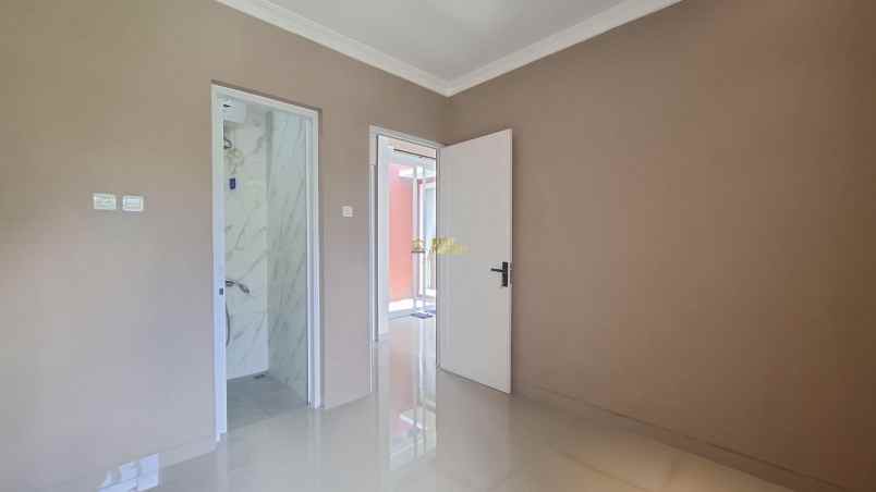 dijual rumah purwomartani kalasan