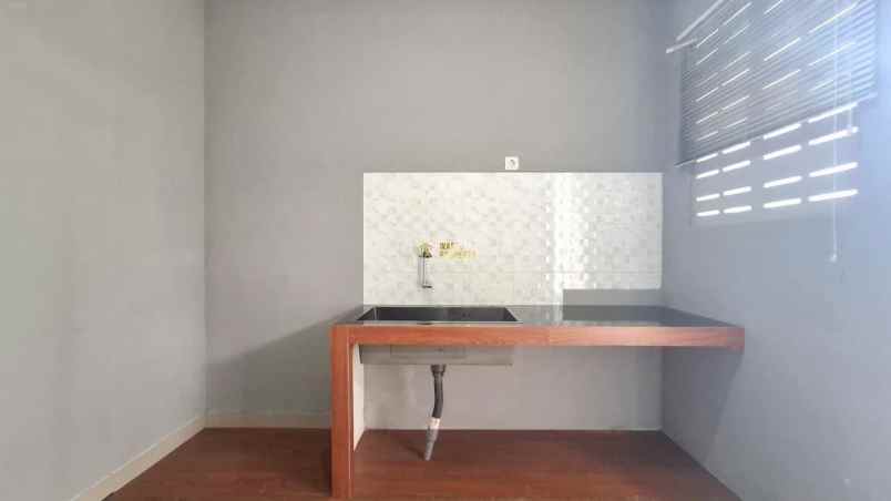 dijual rumah purwomartani kalasan