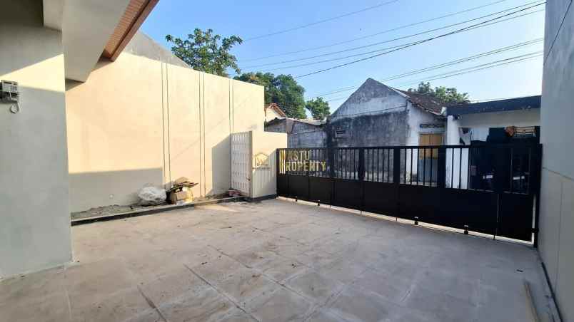 dijual rumah purwomartani kec kalasan