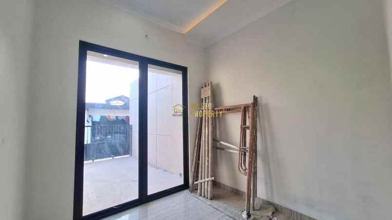 dijual rumah purwomartani kec kalasan