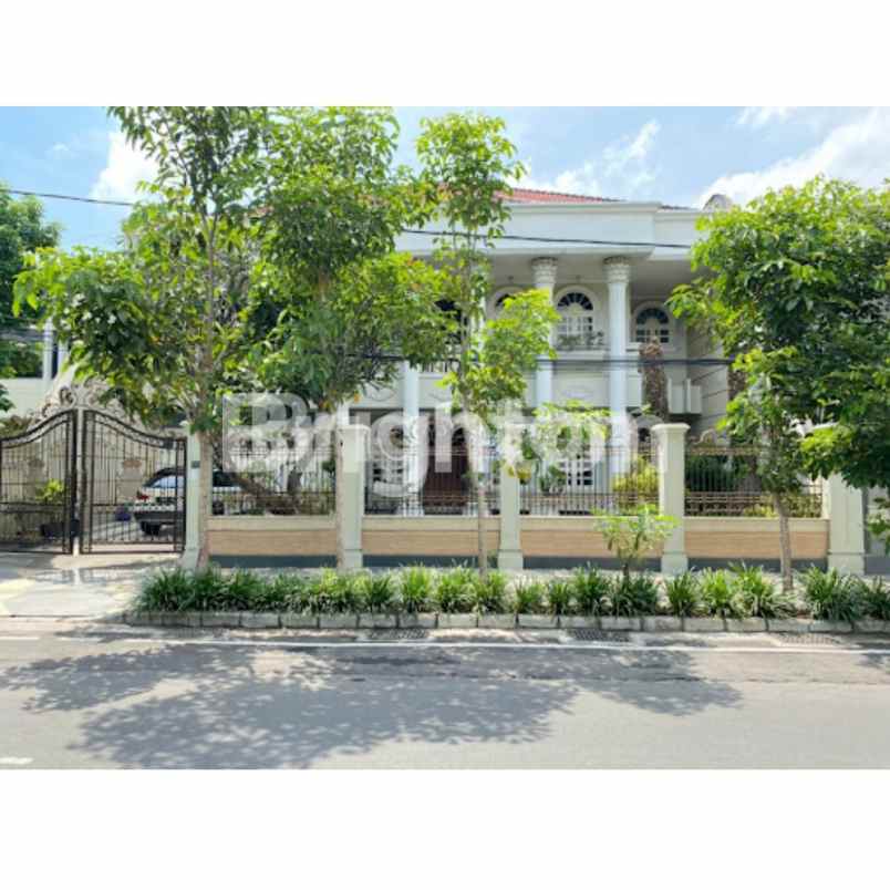 dijual rumah raya dharmahusada