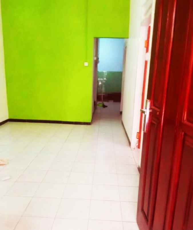 dijual rumah rewwin waru sidoarjo