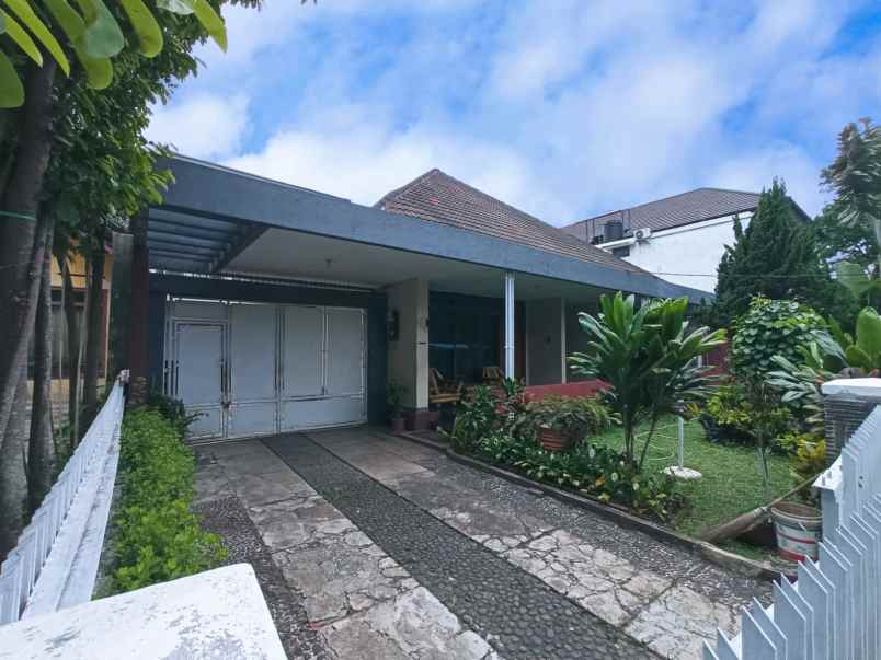 dijual rumah riau bengawan taman