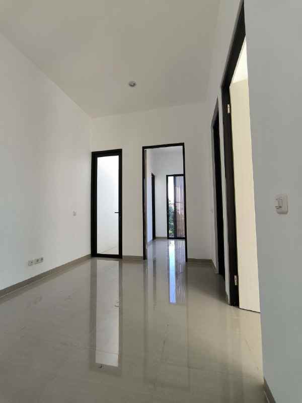 dijual rumah rungkut surabaya