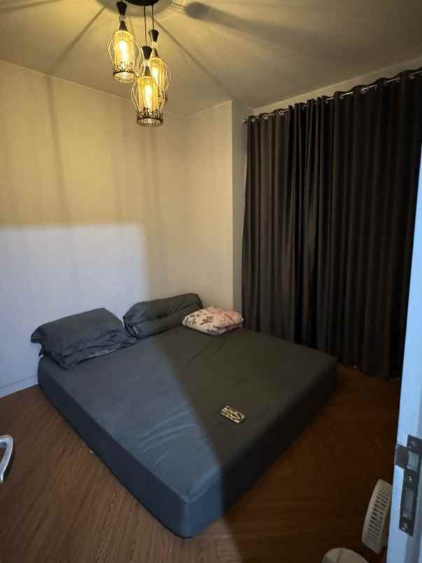 dijual rumah sambiroto