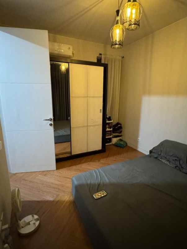 dijual rumah sambiroto