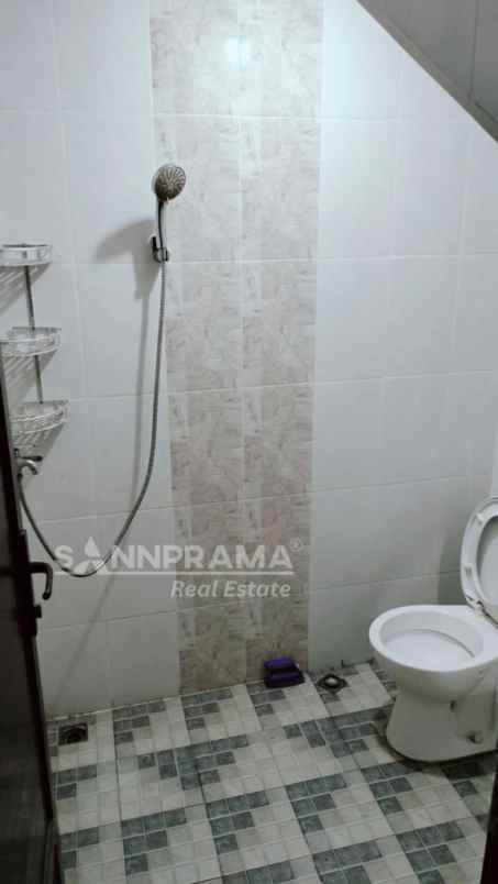 dijual rumah sawangan lama