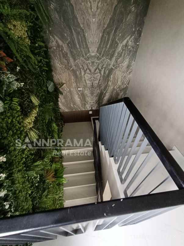 dijual rumah sawangan sawangan baru depok