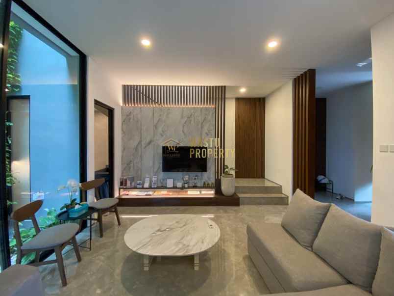 dijual rumah sendangadi