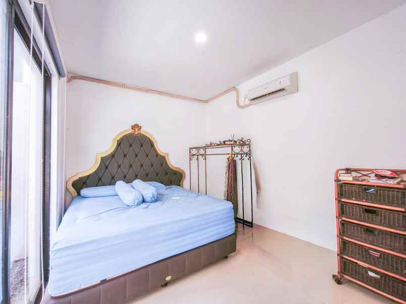dijual rumah shilia sawangan depok jawa barat