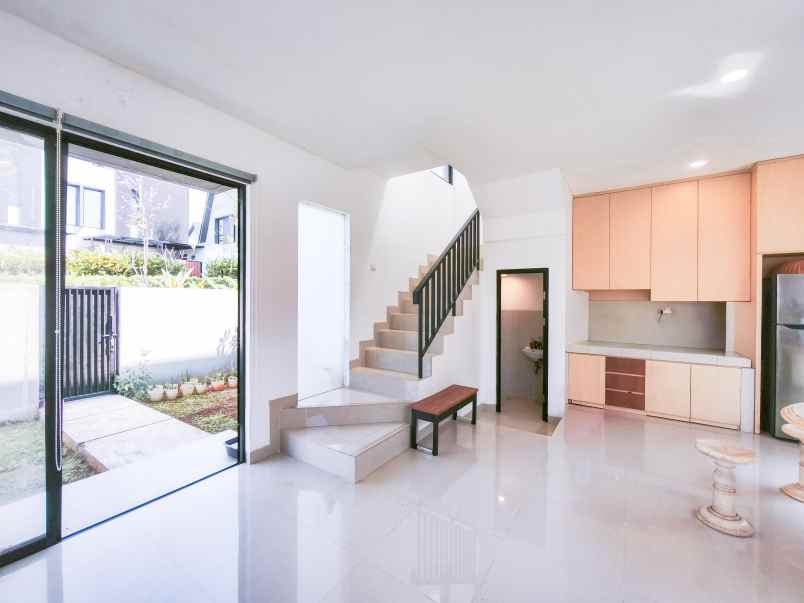 dijual rumah shilia sawangan depok jawa barat