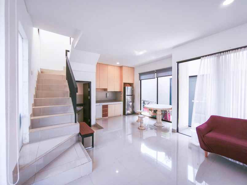 dijual rumah shilia sawangan depok jawa barat