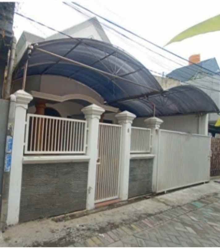 dijual rumah siap huni di pucang surabaya